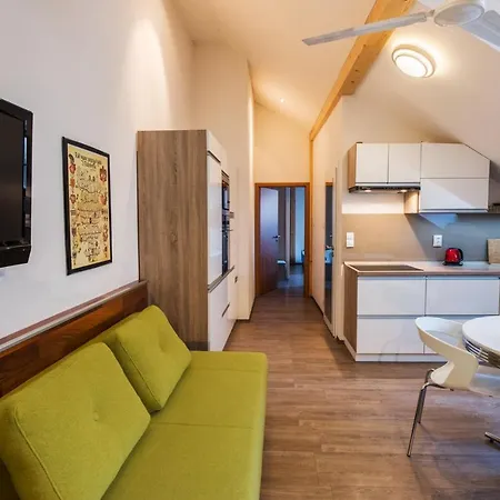 Apartman Masne Kramy Trebon Exterior photo